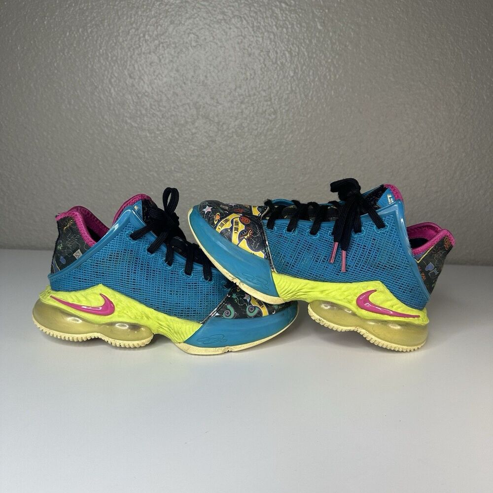 Nike LeBron react 19 Lebronival Boys Size 4 Pink Blue Neon Black Basketball